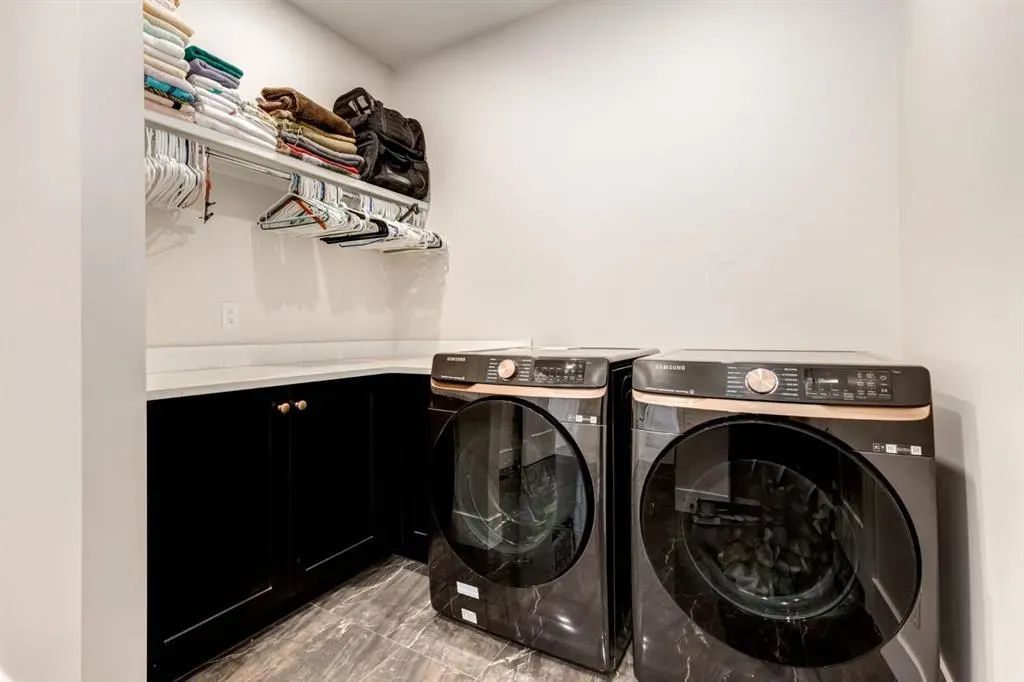 213 Marina Cove SE