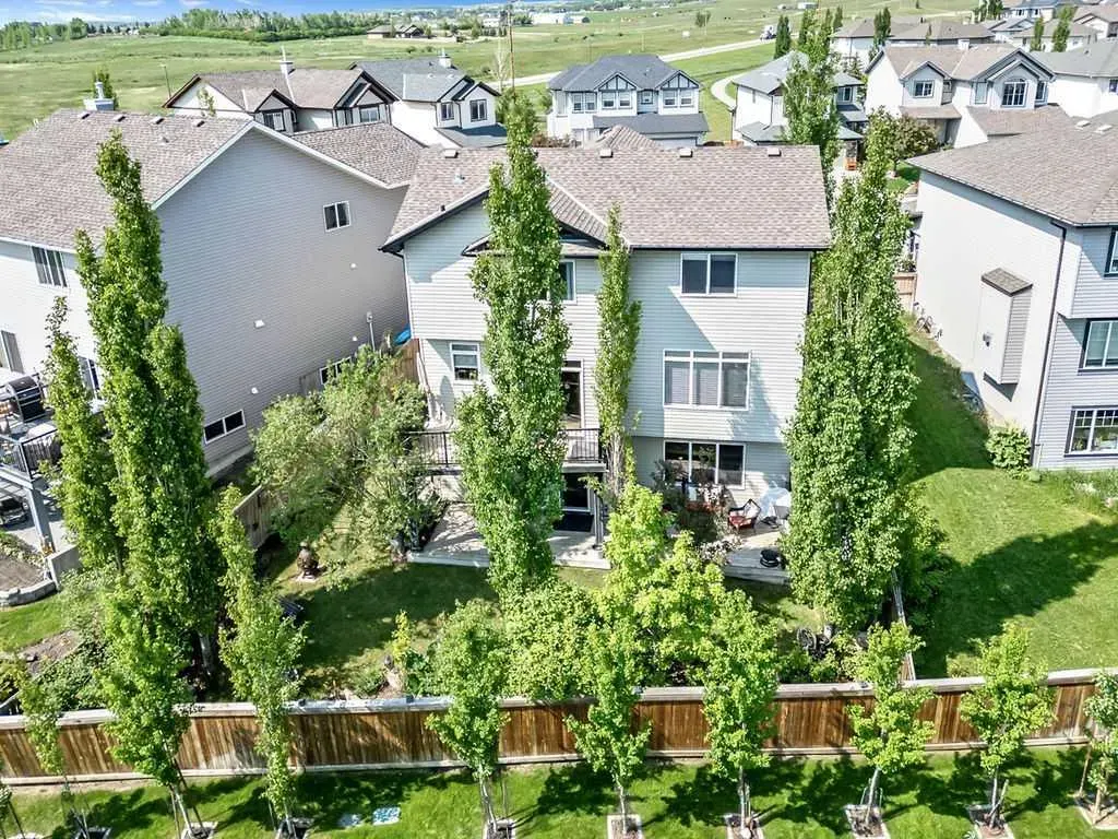 521 Westmount Close