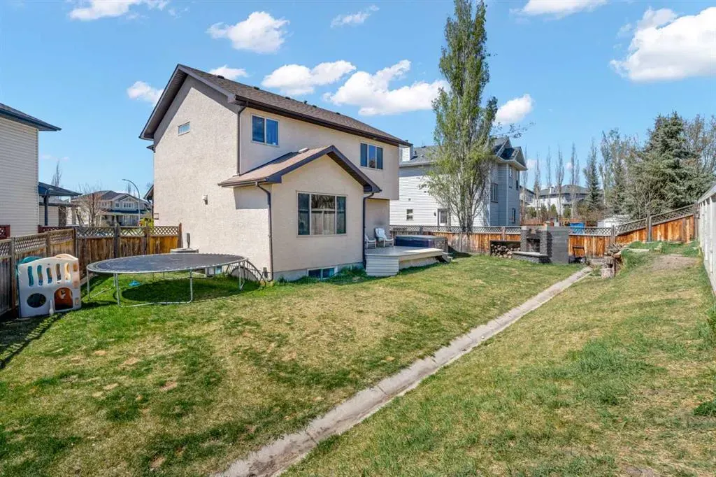 10 Crystalridge Bay