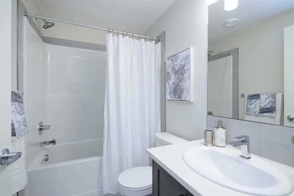 135 Mahogany Parade SE, #1113