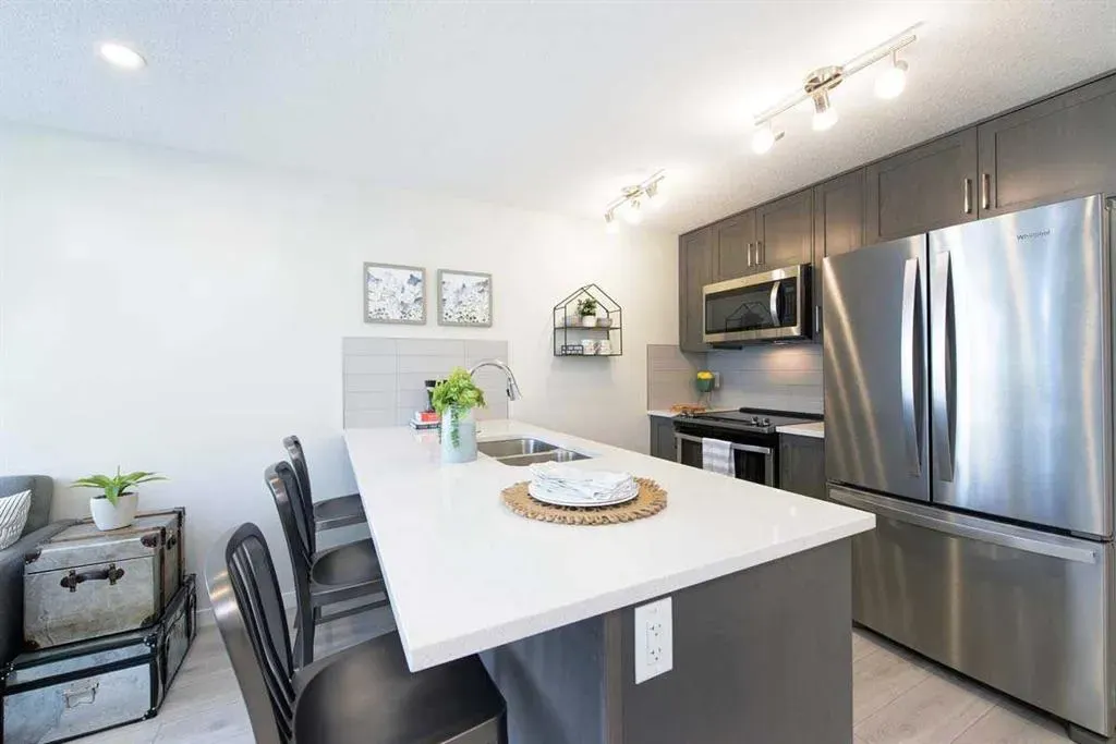 135 Mahogany Parade SE, #1113