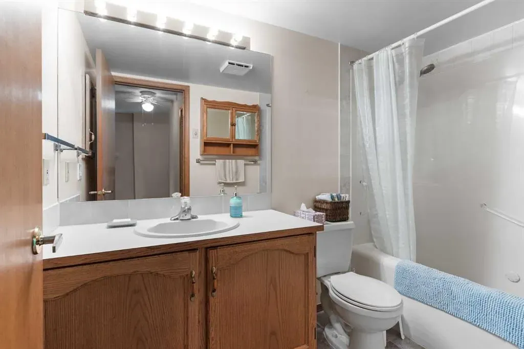 410 7 Street SW, #103
