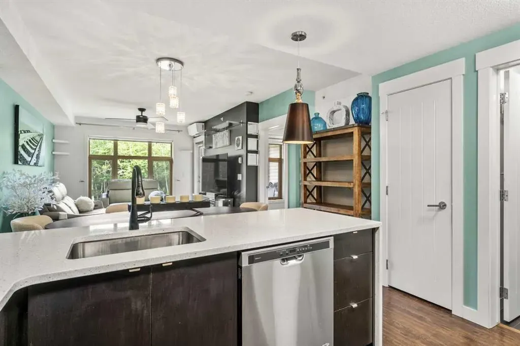 15 Aspenmont Heights SW, #311