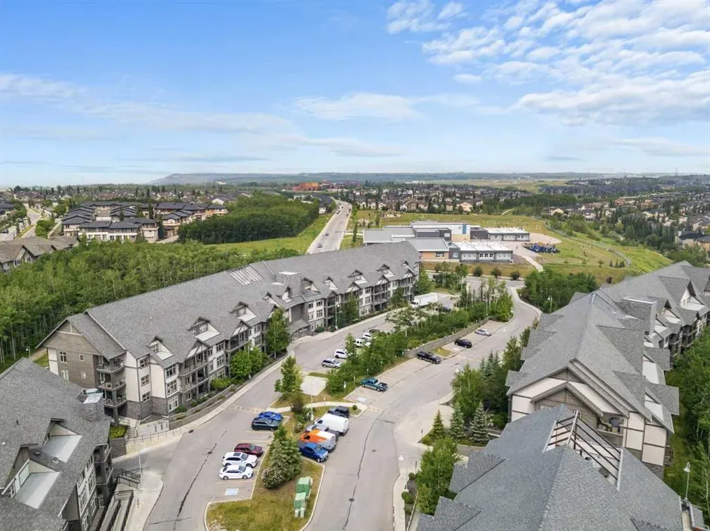 15 Aspenmont Heights SW, #311