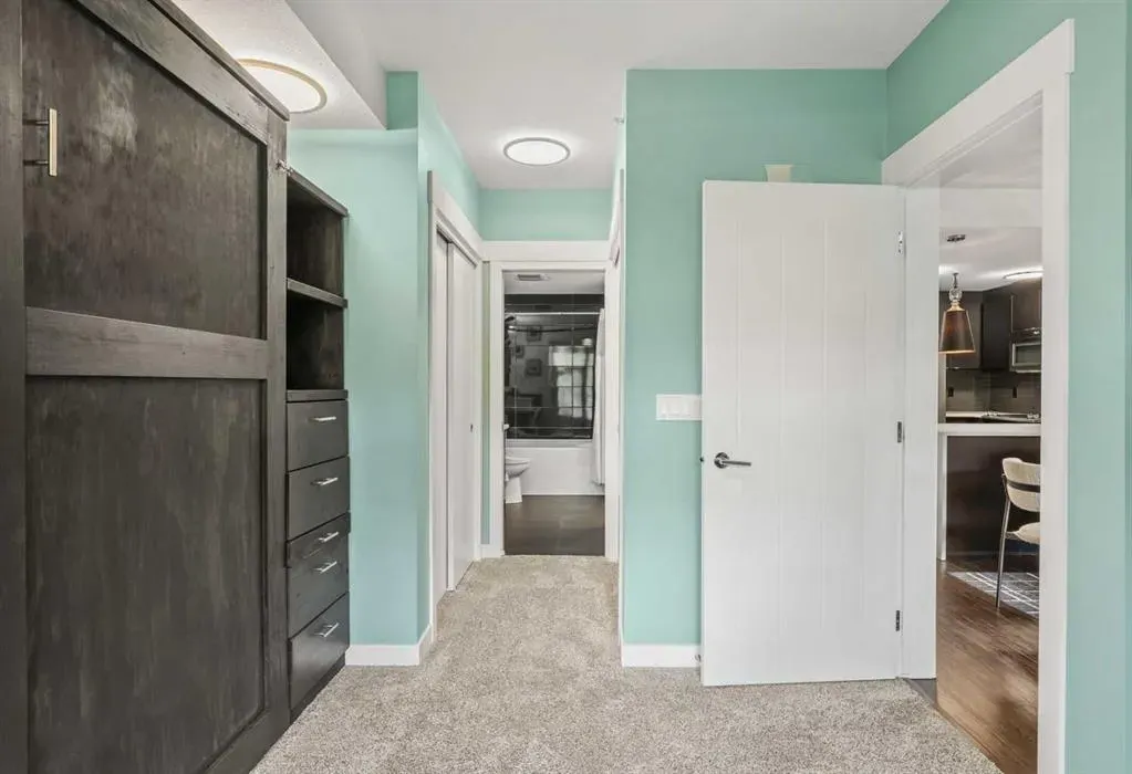 15 Aspenmont Heights SW, #311