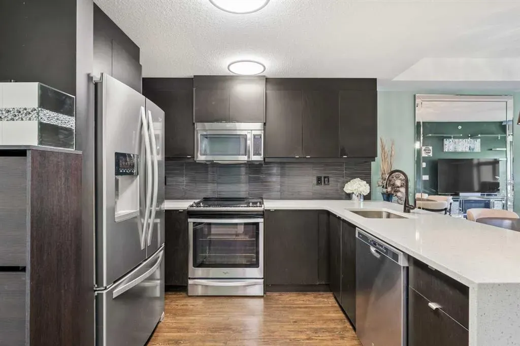 15 Aspenmont Heights SW, #311