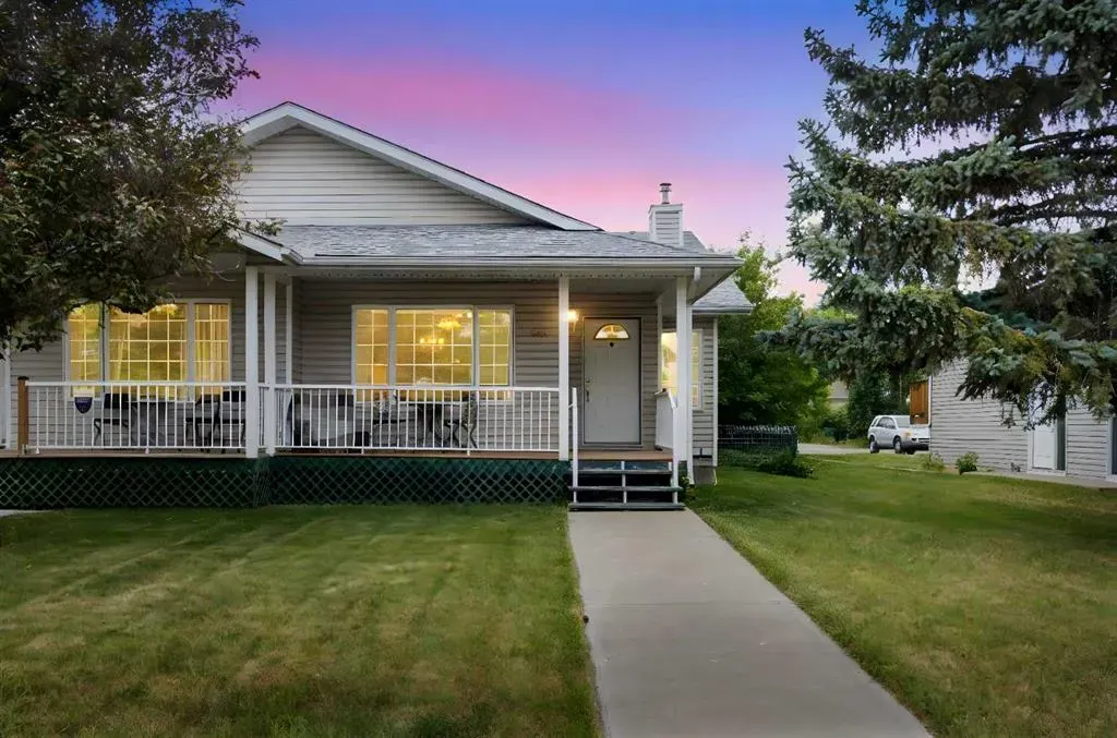 520 Lakeside Boulevard