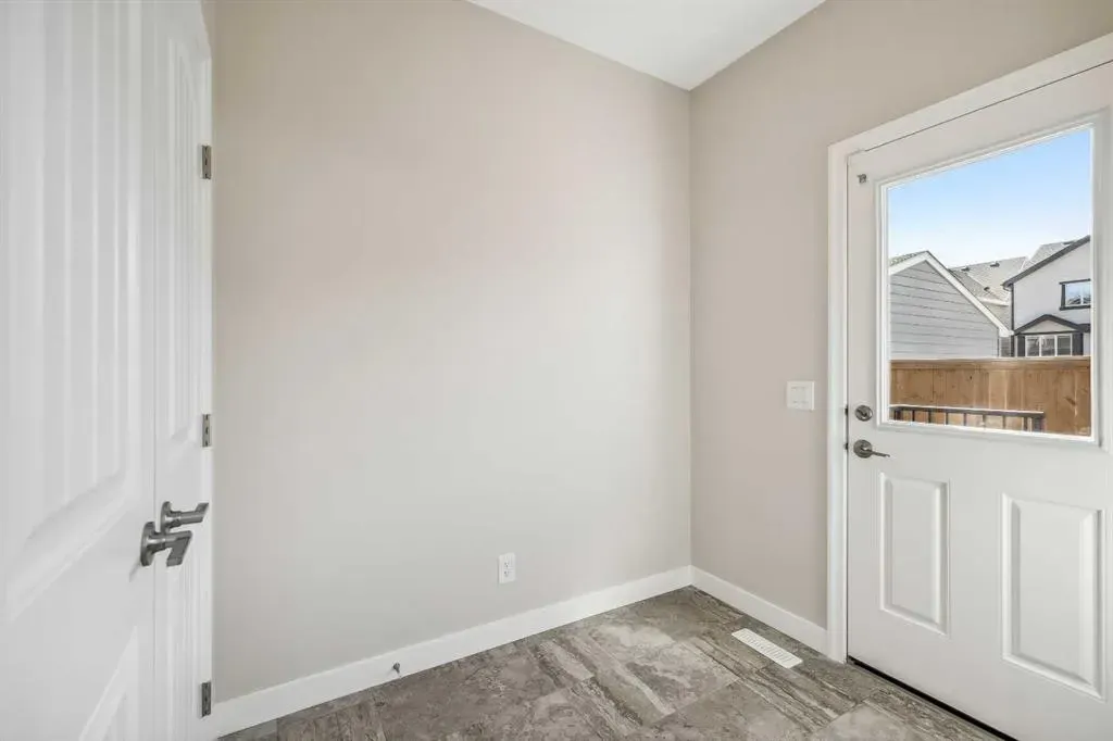 37 Masters Street SE