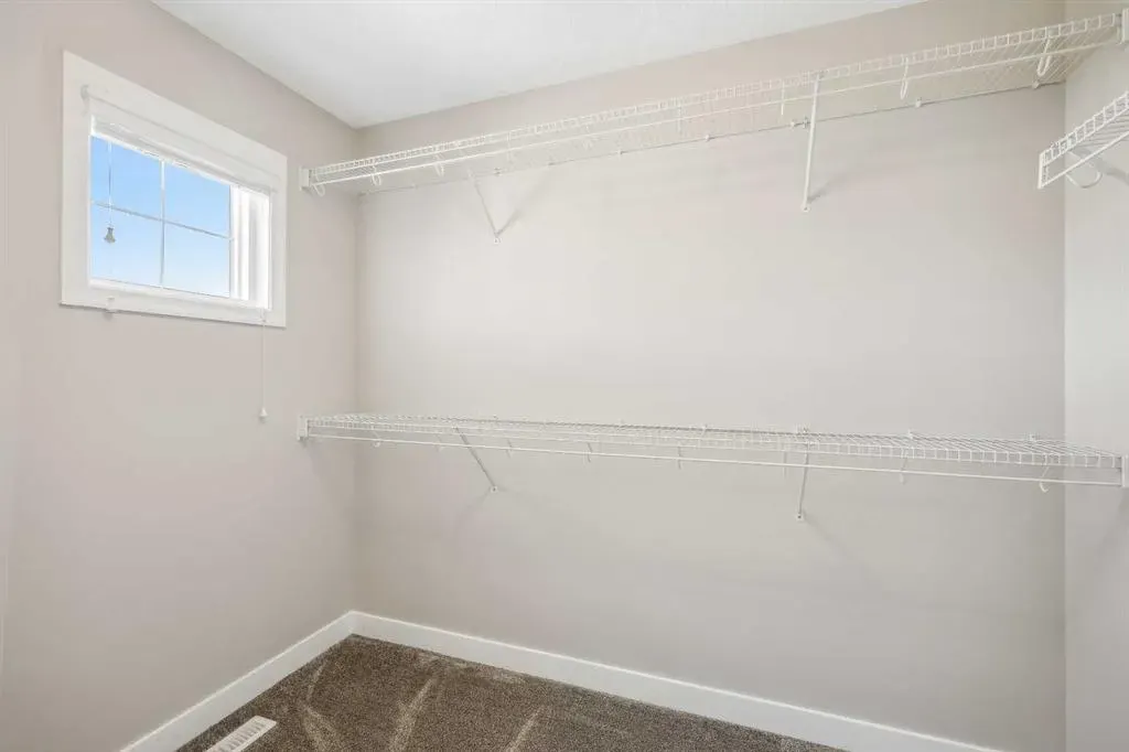 37 Masters Street SE