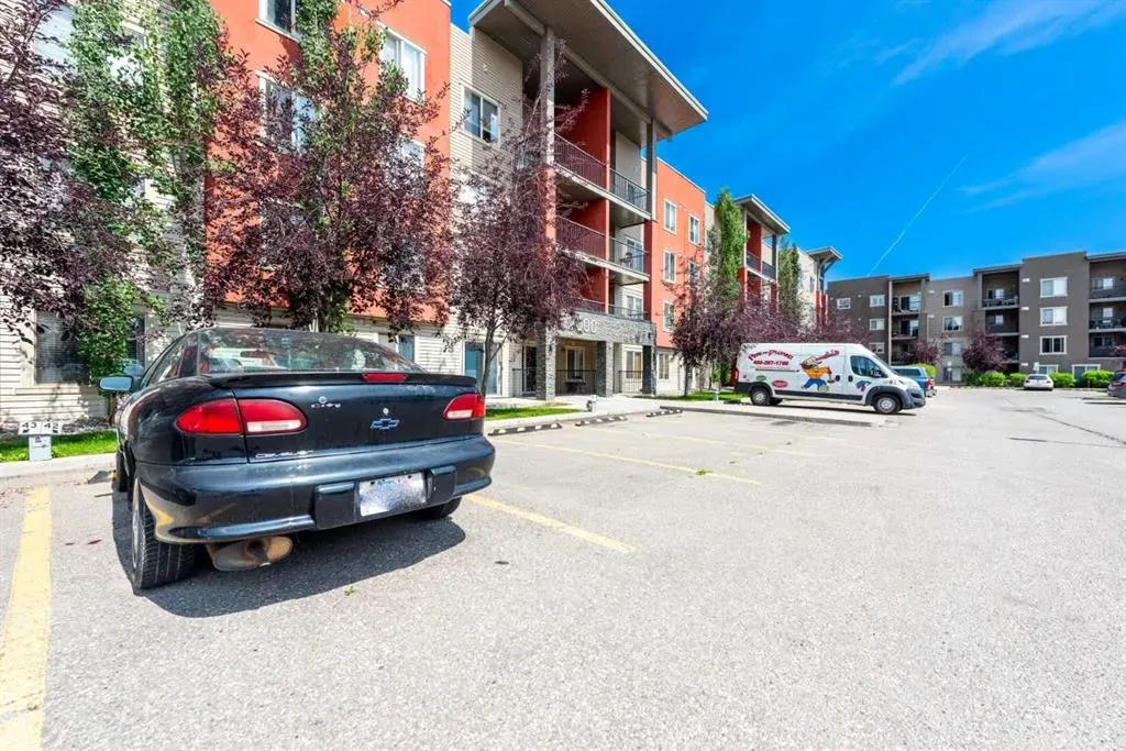 403 Mackenzie Way SW, #4210