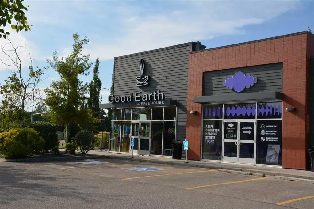 403 Mackenzie Way SW, #4210