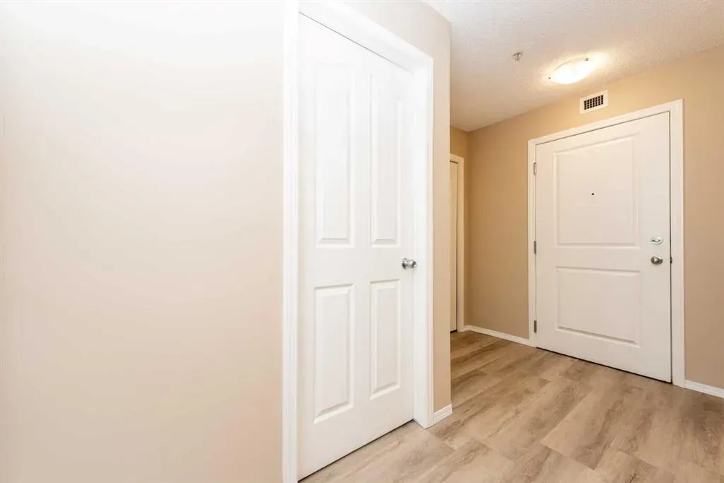 403 Mackenzie Way SW, #4210