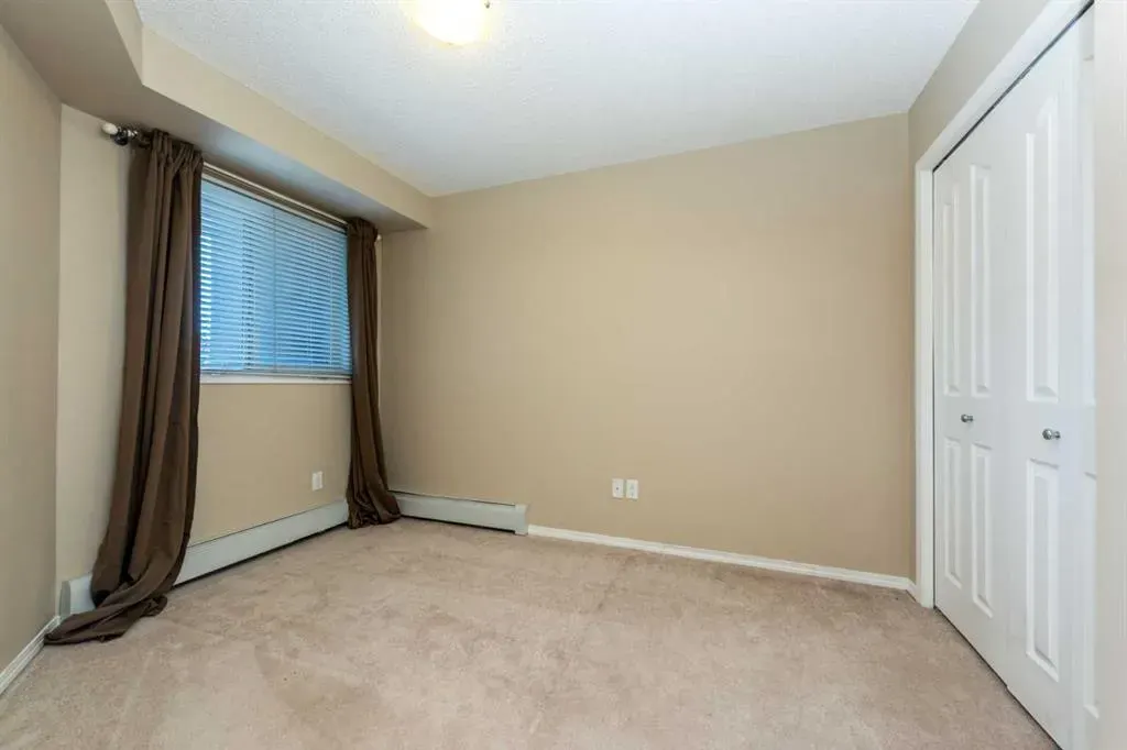 403 Mackenzie Way SW, #4210