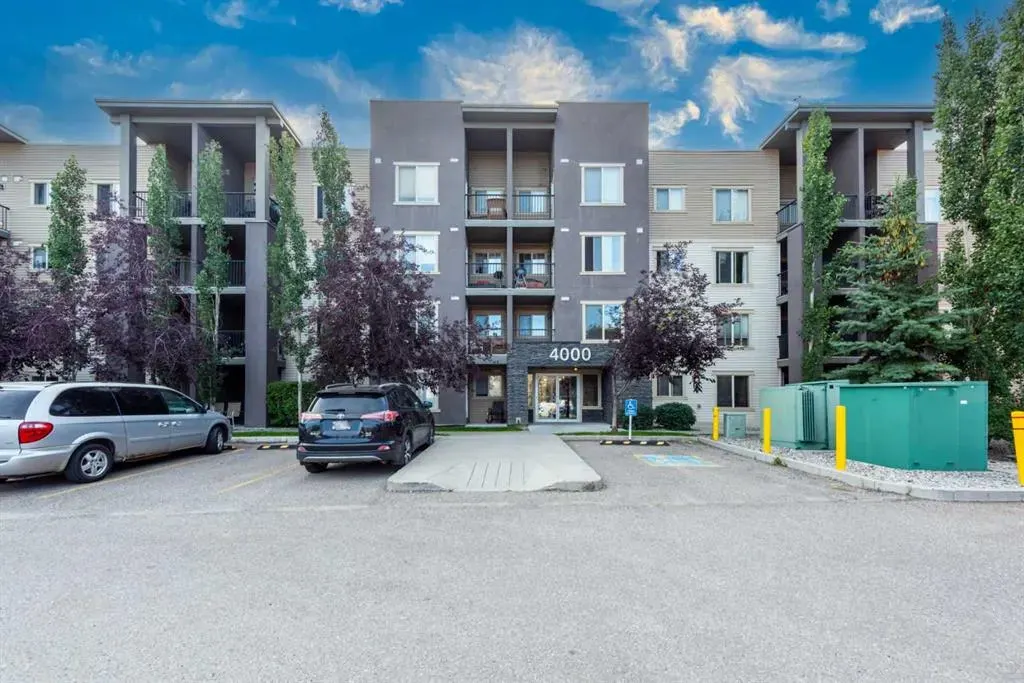 403 Mackenzie Way SW, #4210