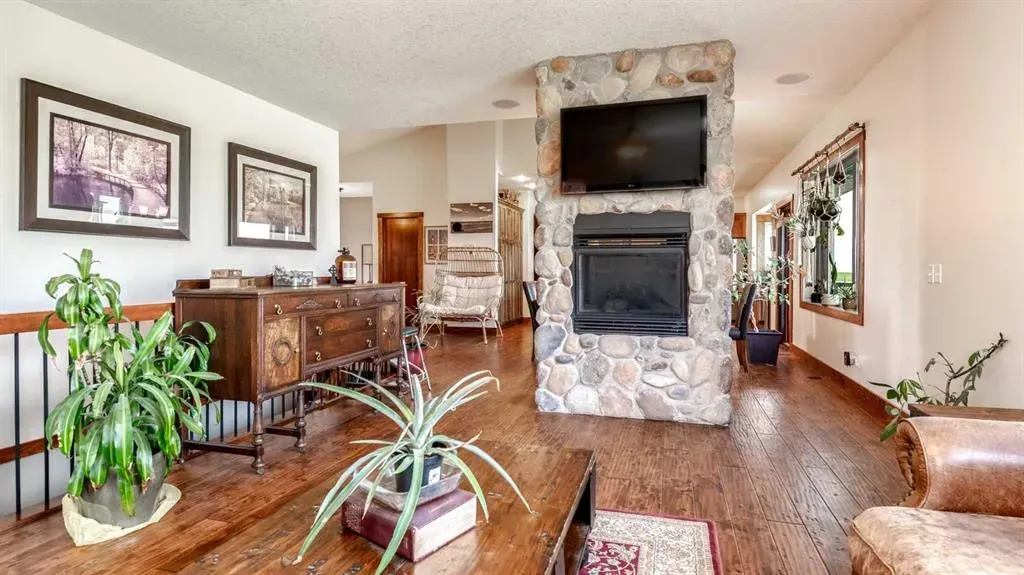 3100 Range Road 254