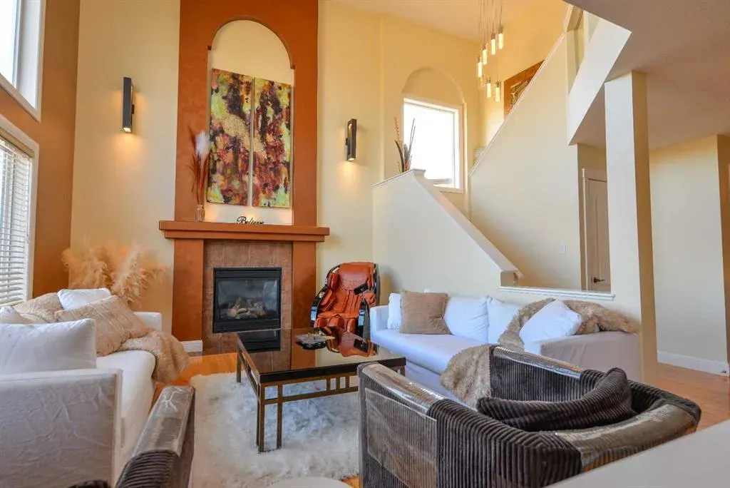 53 Tuscany Valley Hill NW