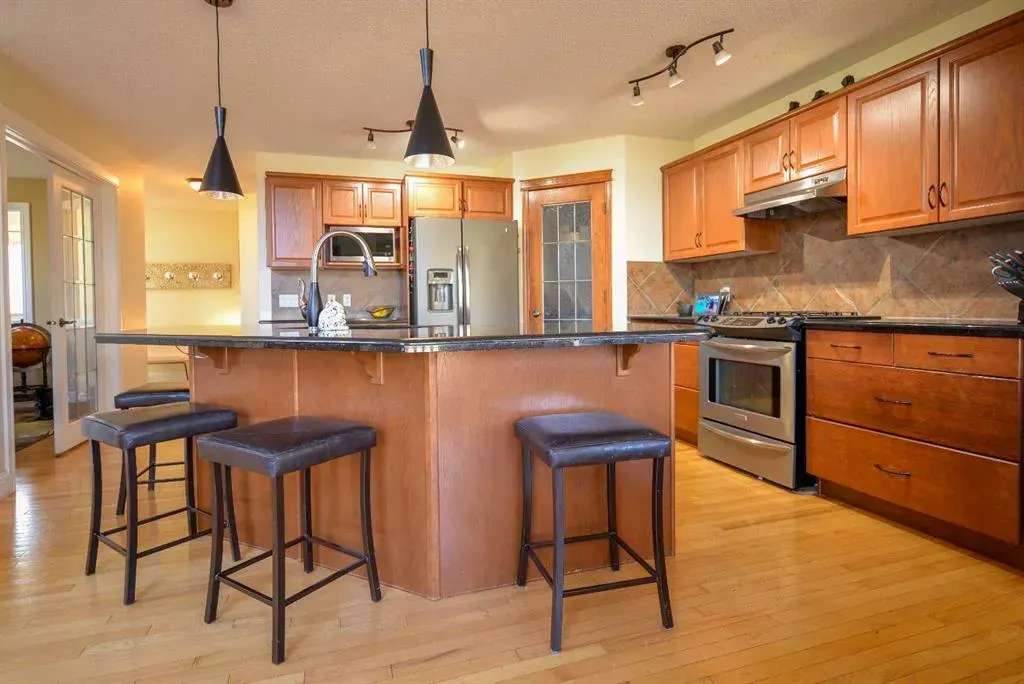 53 Tuscany Valley Hill NW