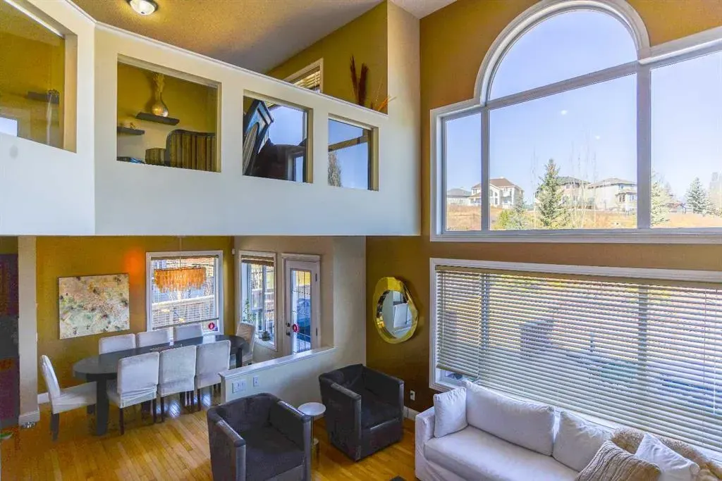 53 Tuscany Valley Hill NW