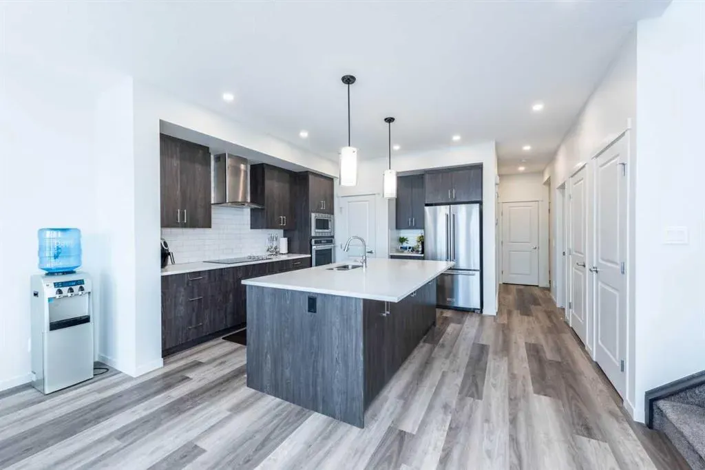 340 Magnolia Crescent SE