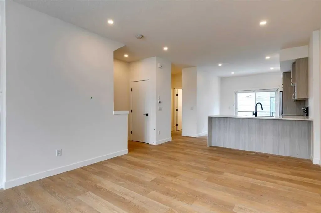 903 Mahogany Boulevard, #13