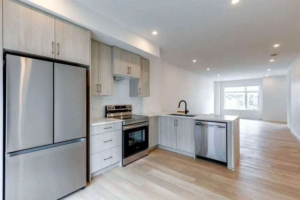 903 Mahogany Boulevard, #13