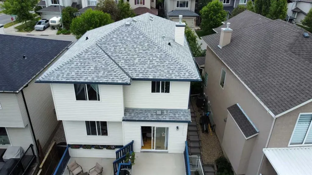 172 Tuscany Meadows Heath NW