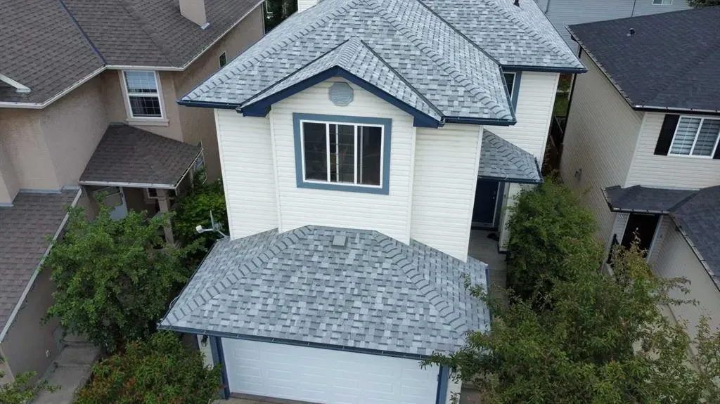 172 Tuscany Meadows Heath NW