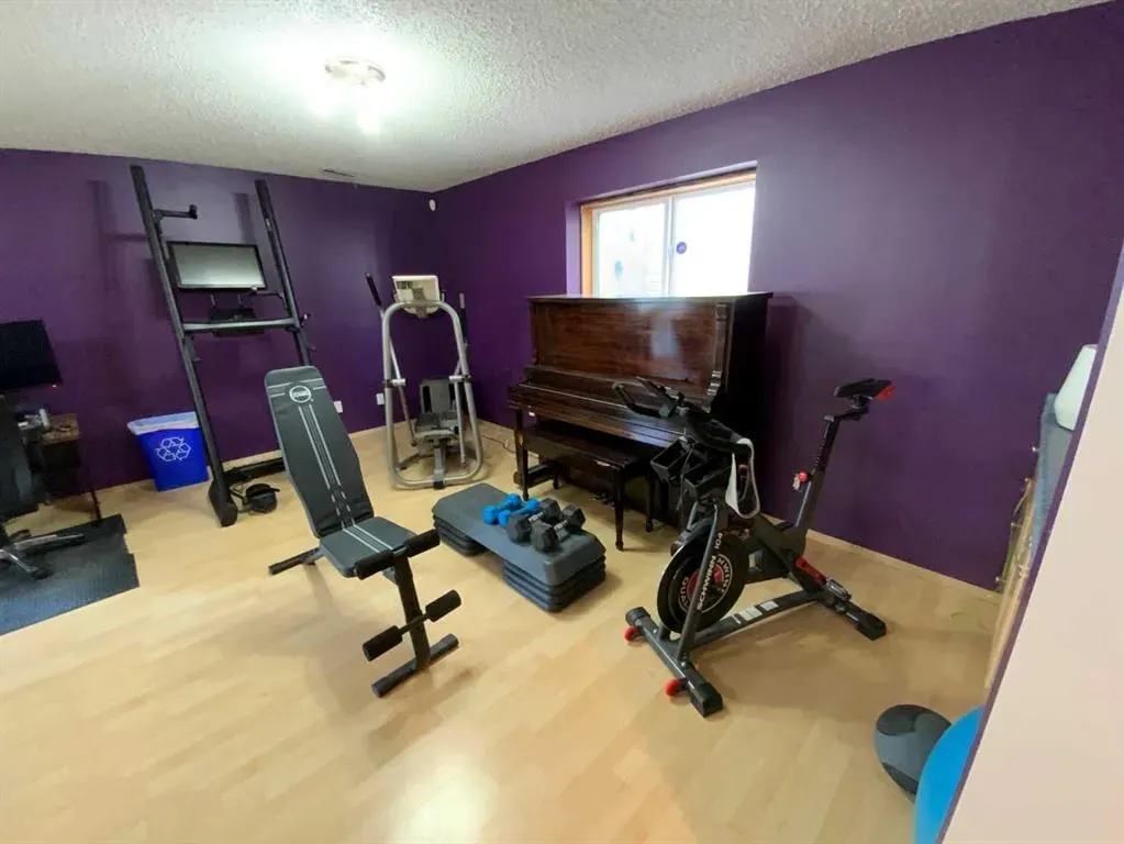 172 Tuscany Meadows Heath NW
