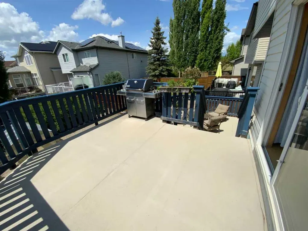 172 Tuscany Meadows Heath NW