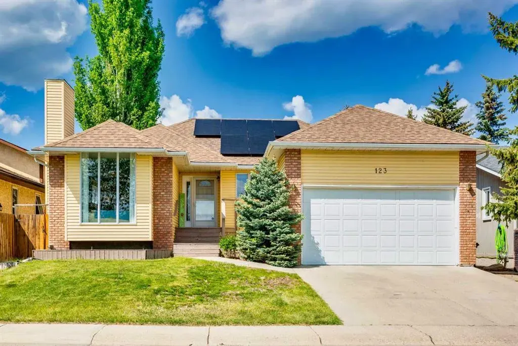 123 Woodbend Way