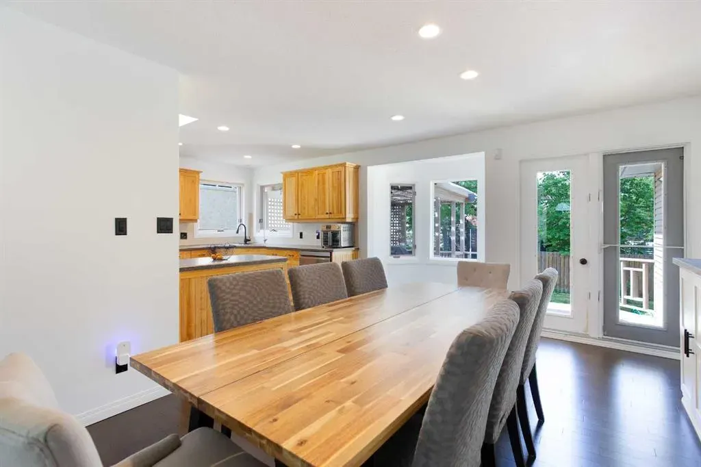 123 Woodbend Way