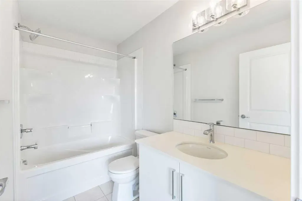 16 Evanscrest Park NW, #310