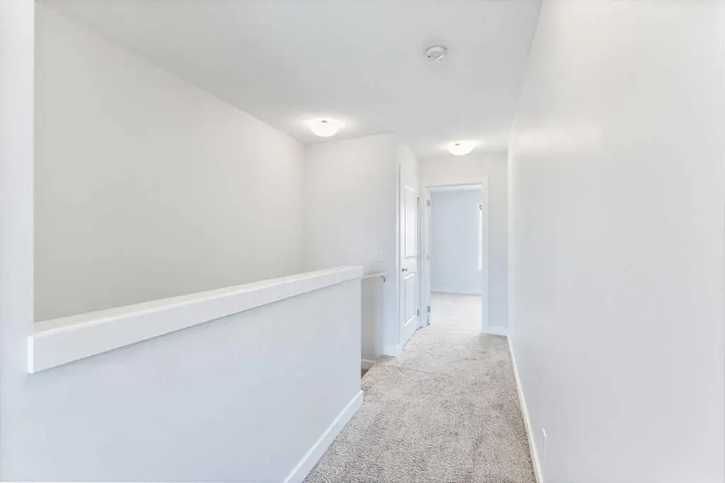 16 Evanscrest Park NW, #310