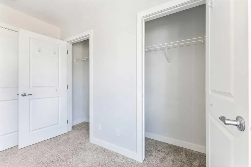 16 Evanscrest Park NW, #310
