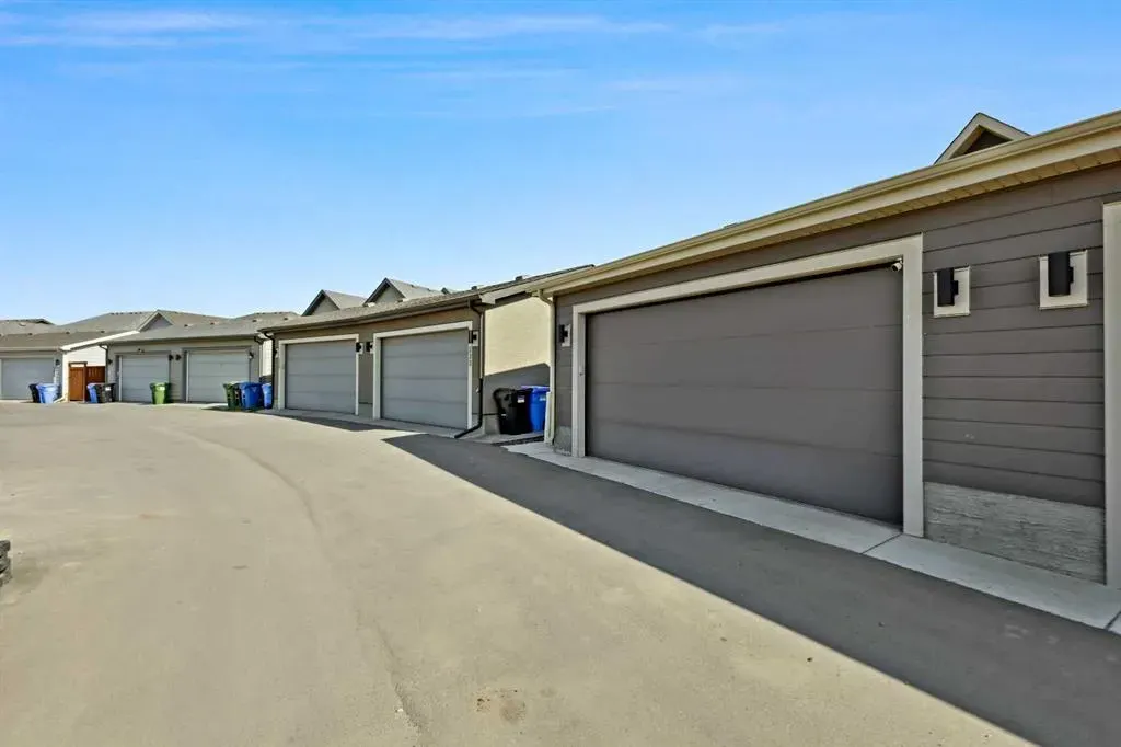 537 Marine Drive SE