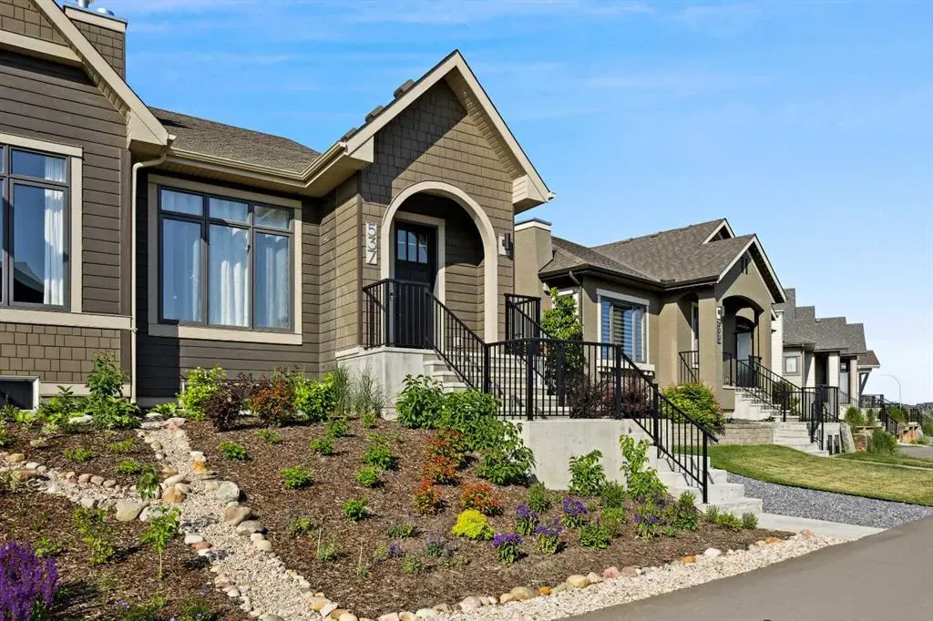 537 Marine Drive SE