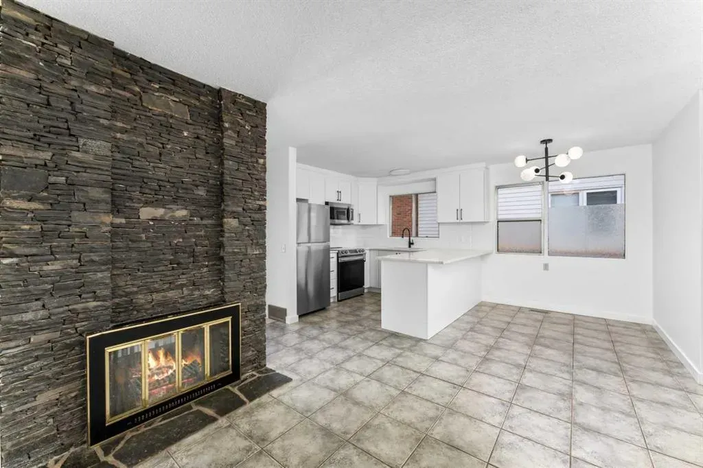 6267 Silver Springs Hill NW