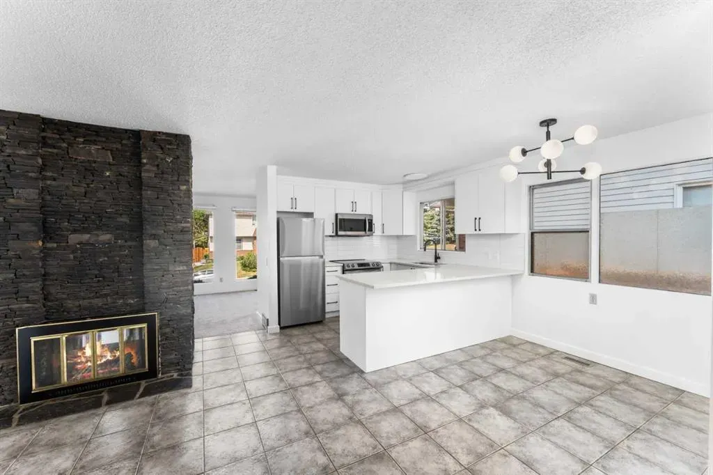 6267 Silver Springs Hill NW