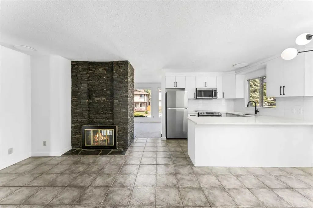 6267 Silver Springs Hill NW