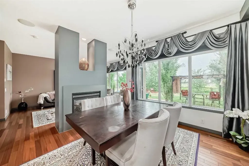 206 Tuscany Ravine Close NW