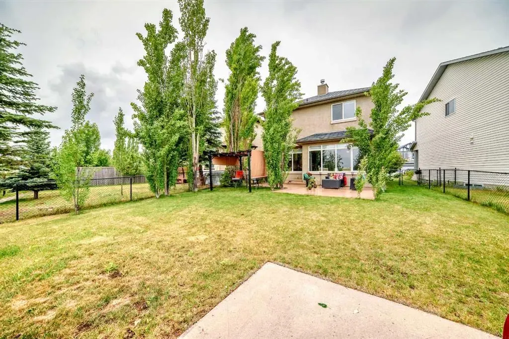206 Tuscany Ravine Close NW