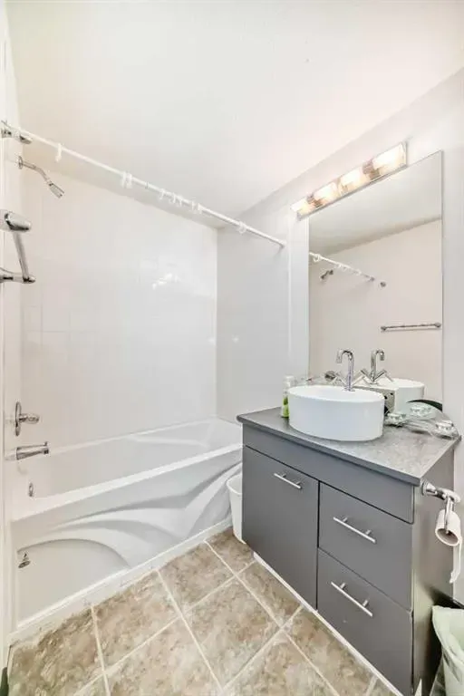 206 Tuscany Ravine Close NW
