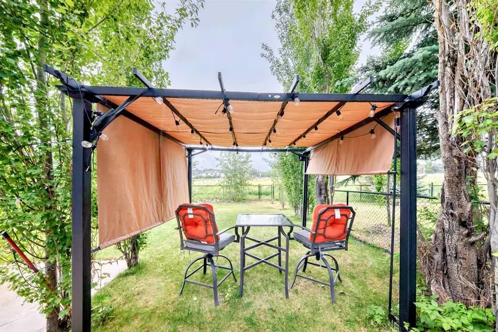 206 Tuscany Ravine Close NW