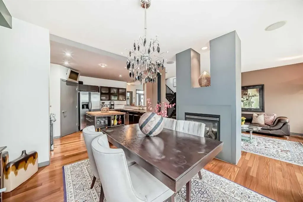 206 Tuscany Ravine Close NW