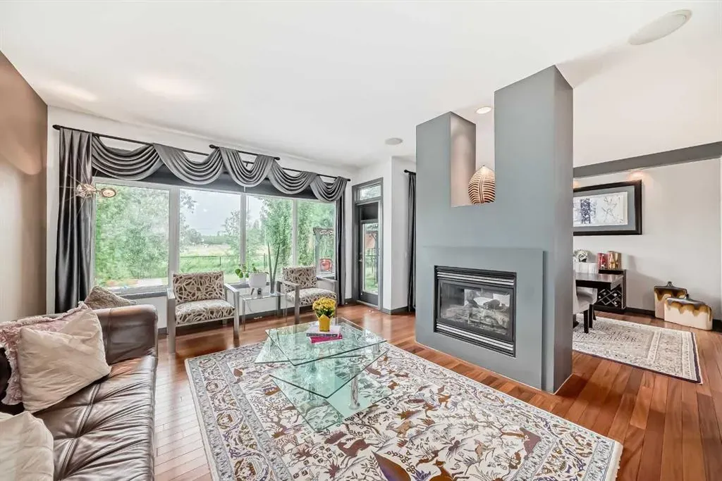 206 Tuscany Ravine Close NW