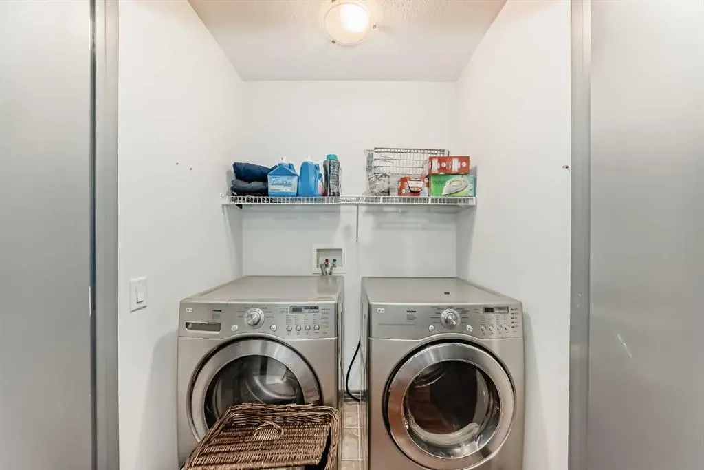 206 Tuscany Ravine Close NW