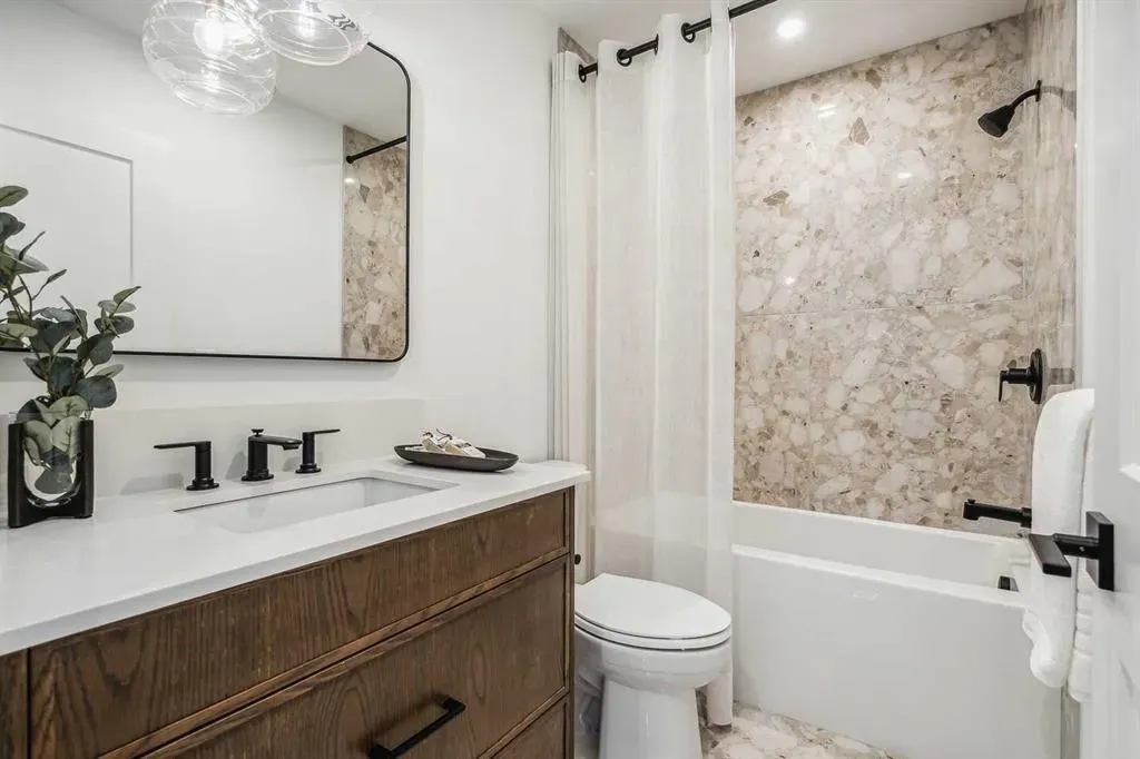 1802 Mahogany Boulevard SE, #8306