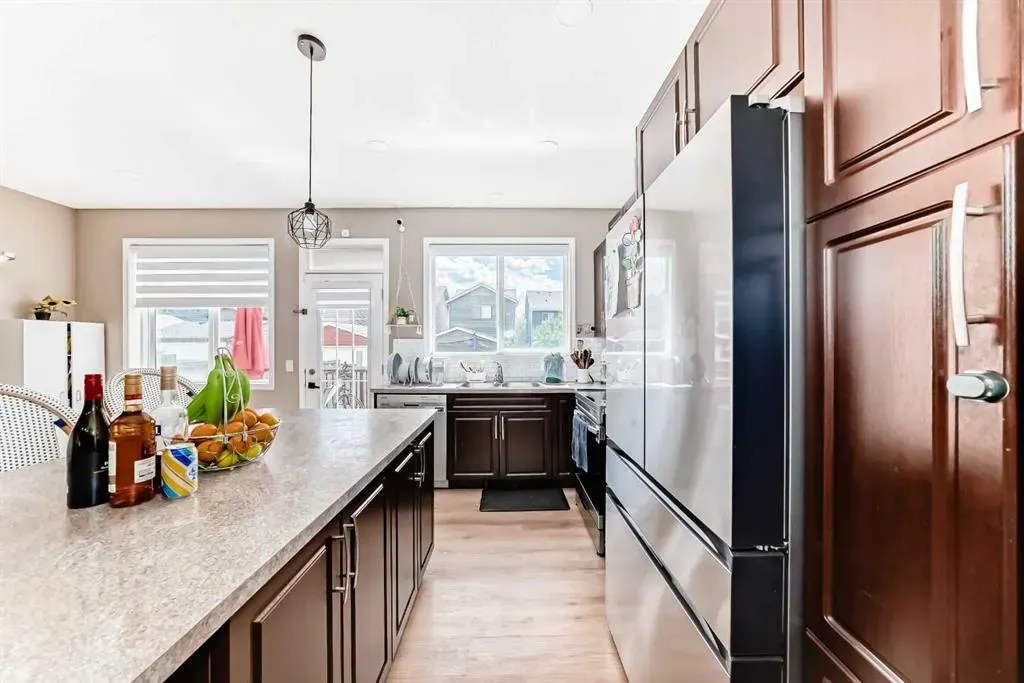 62 Evansridge Crescent NW