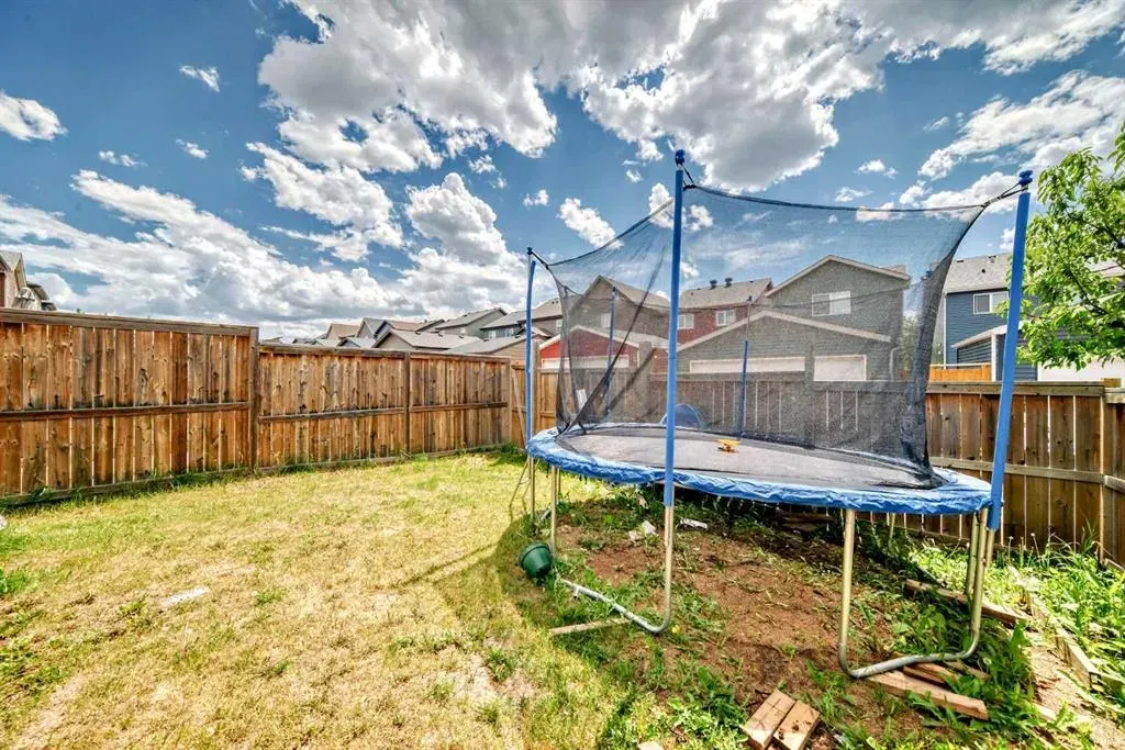 62 Evansridge Crescent NW