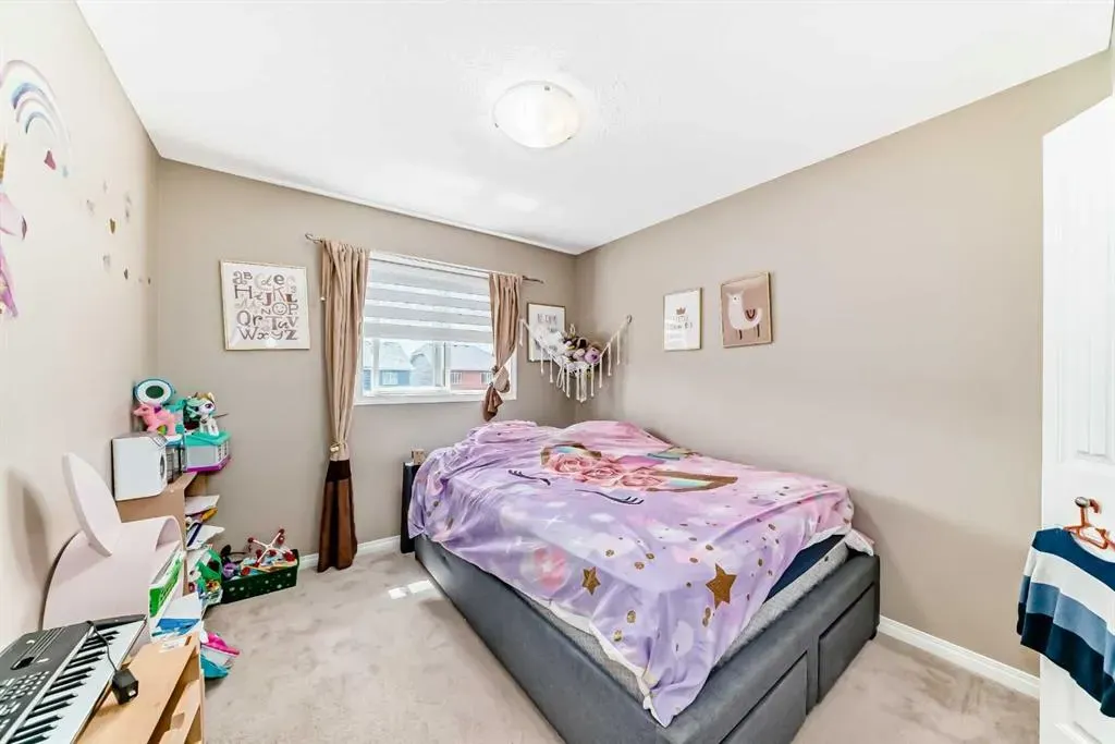 62 Evansridge Crescent NW
